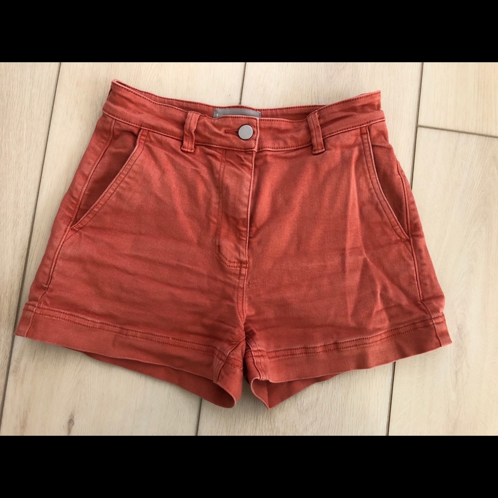 Everlane shorts size 2 guc
